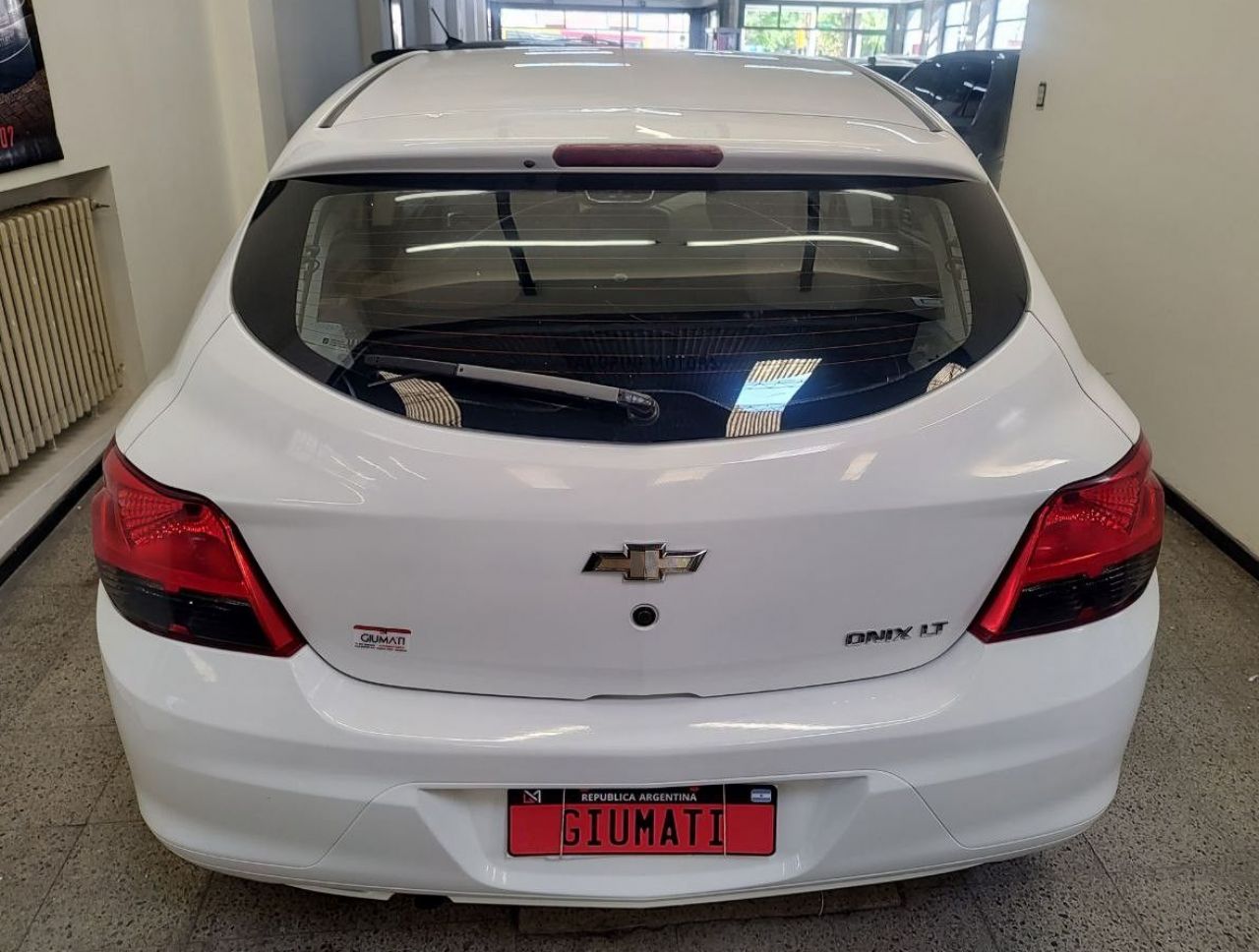 Chevrolet Onix Usado Financiado en Mendoza, deRuedas