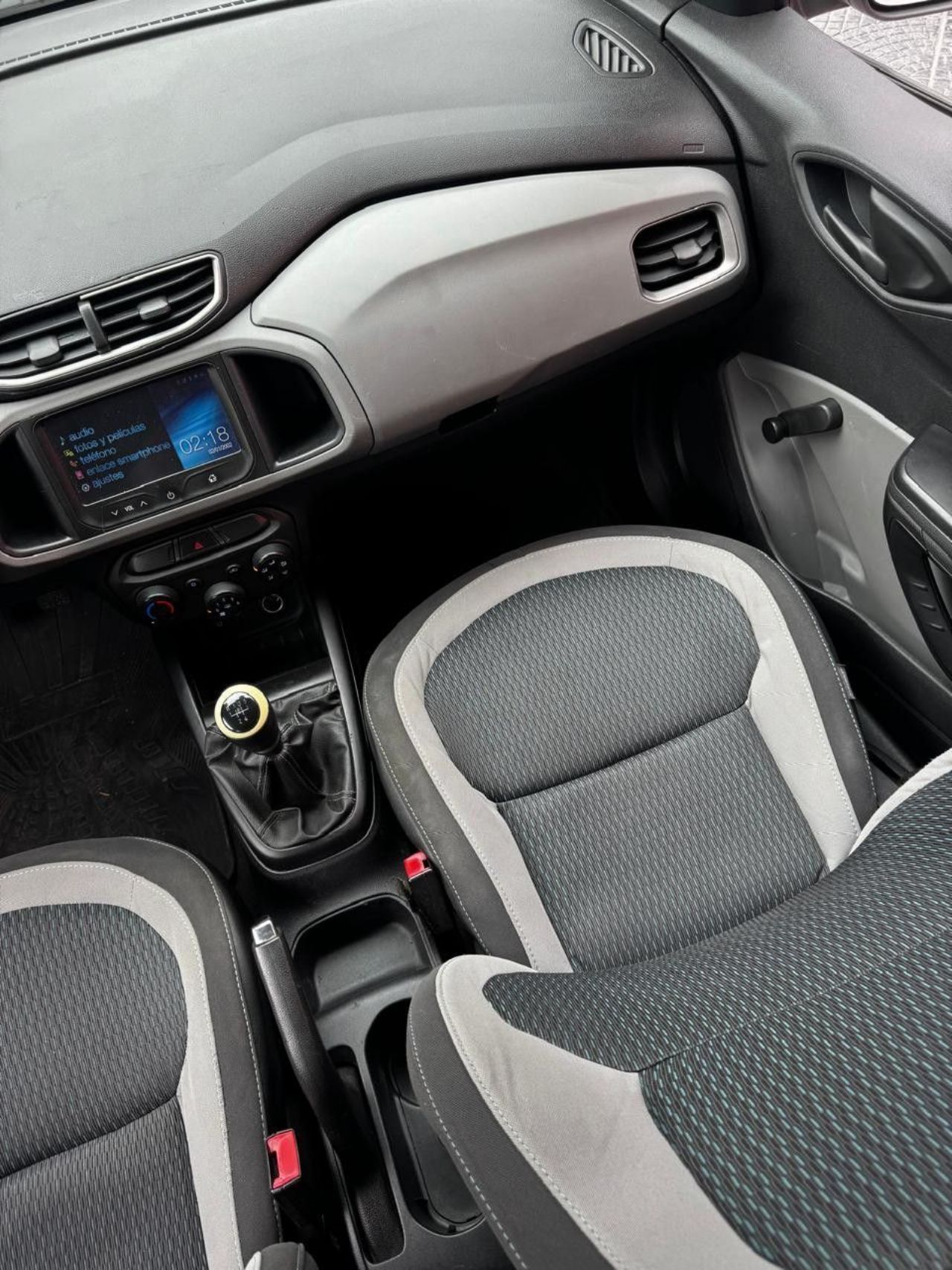 Chevrolet Onix Usado Financiado en Córdoba, deRuedas