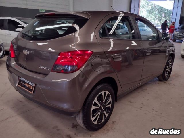 Chevrolet Onix Usado en Mendoza, deRuedas