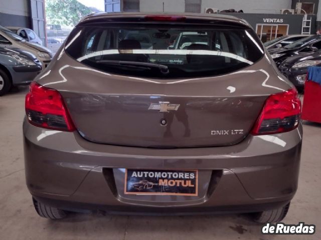 Chevrolet Onix Usado en Mendoza, deRuedas