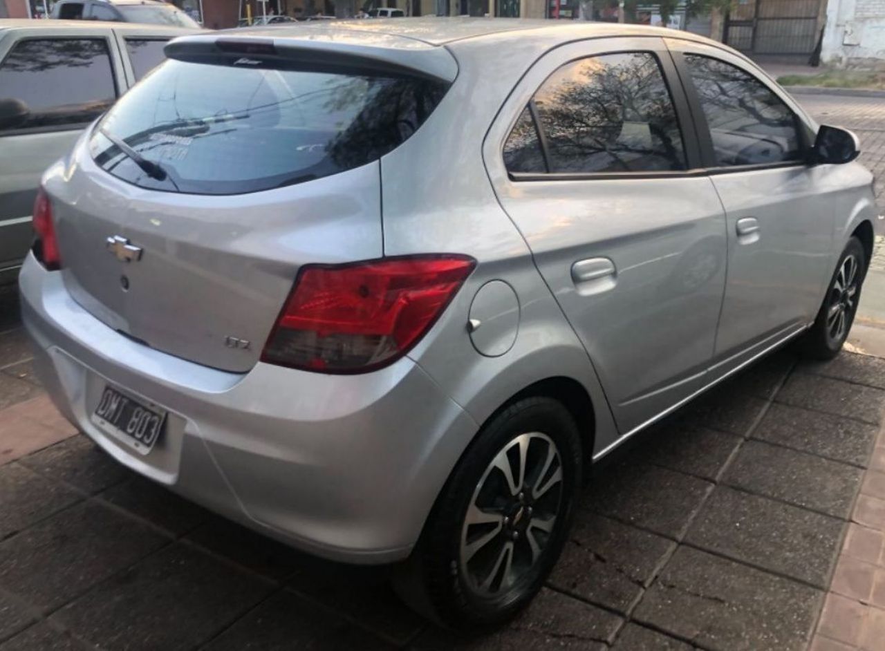 Chevrolet Onix Usado en Mendoza, deRuedas