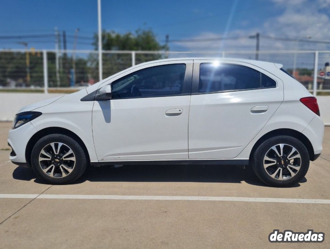 Chevrolet Onix Usado en Córdoba, deRuedas