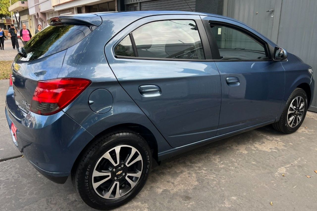 Chevrolet Onix Usado en Córdoba, deRuedas