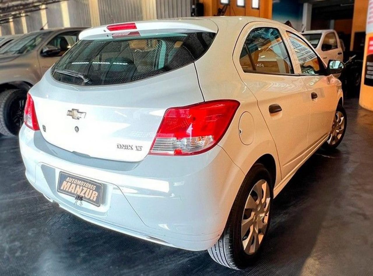 Chevrolet Onix Usado en Mendoza, deRuedas