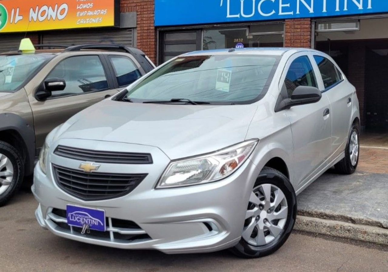 Chevrolet Onix Usado Financiado en Mendoza, deRuedas
