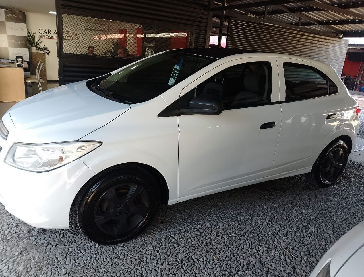 Chevrolet Onix Usado Financiado en Córdoba, deRuedas