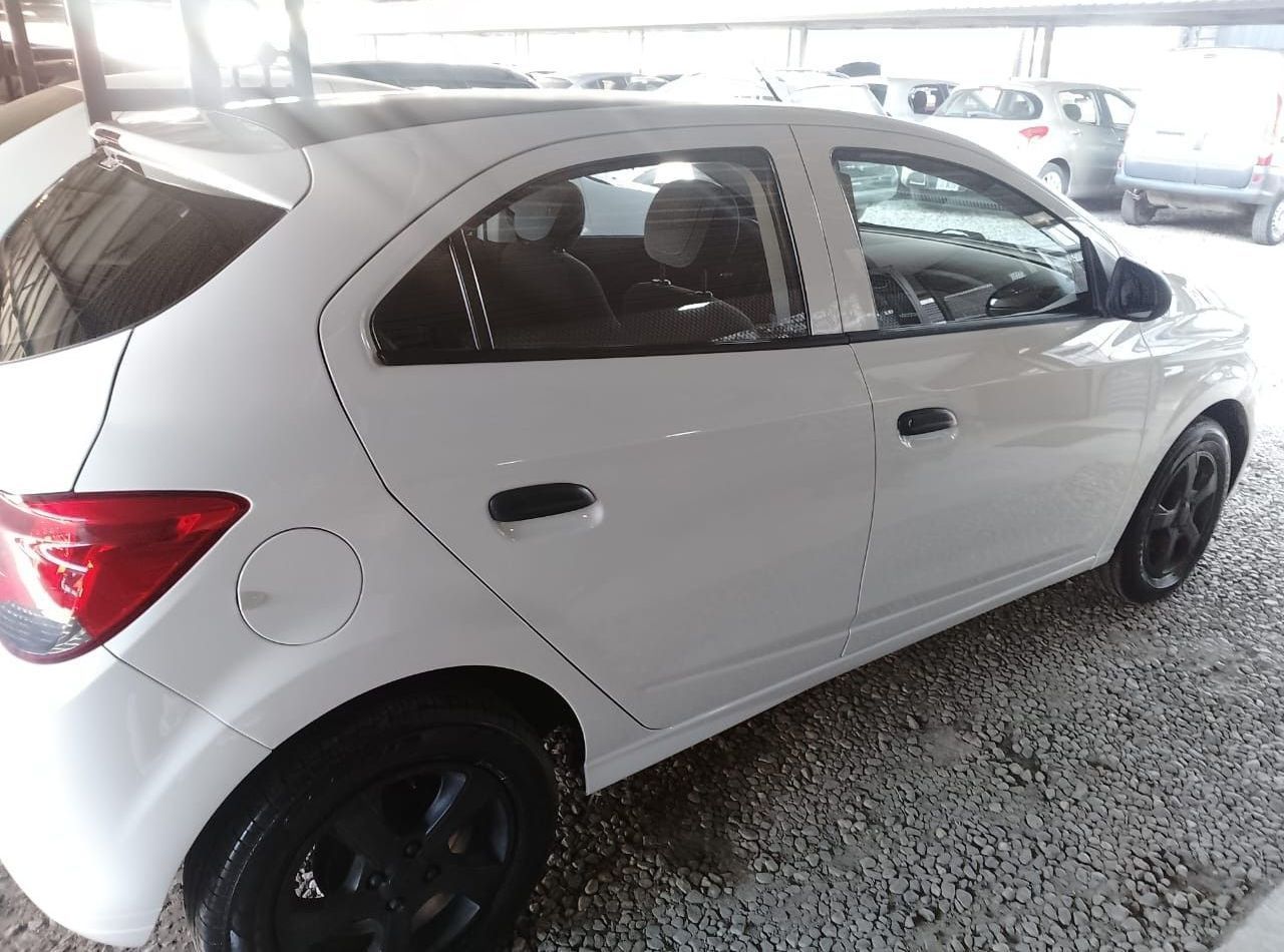 Chevrolet Onix Usado Financiado en Córdoba, deRuedas