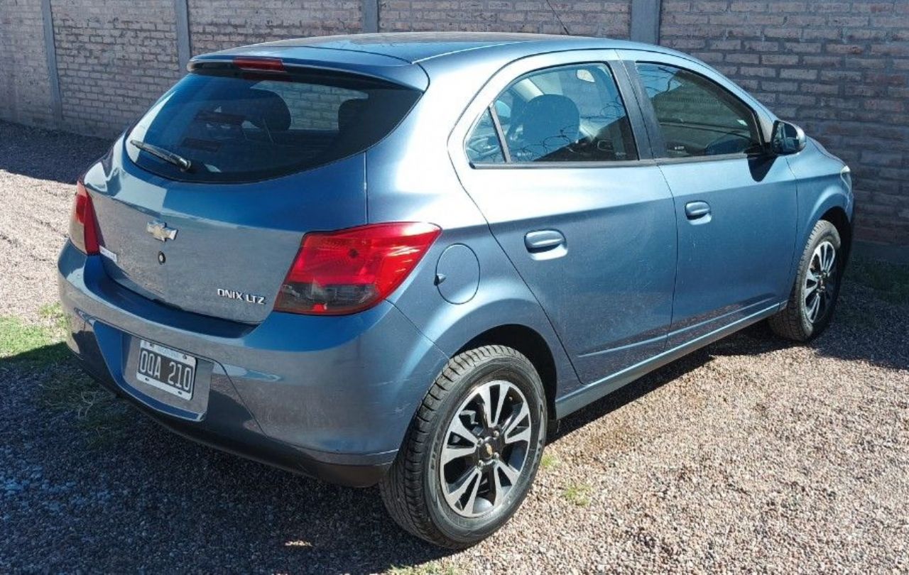 Chevrolet Onix Usado en San Juan, deRuedas