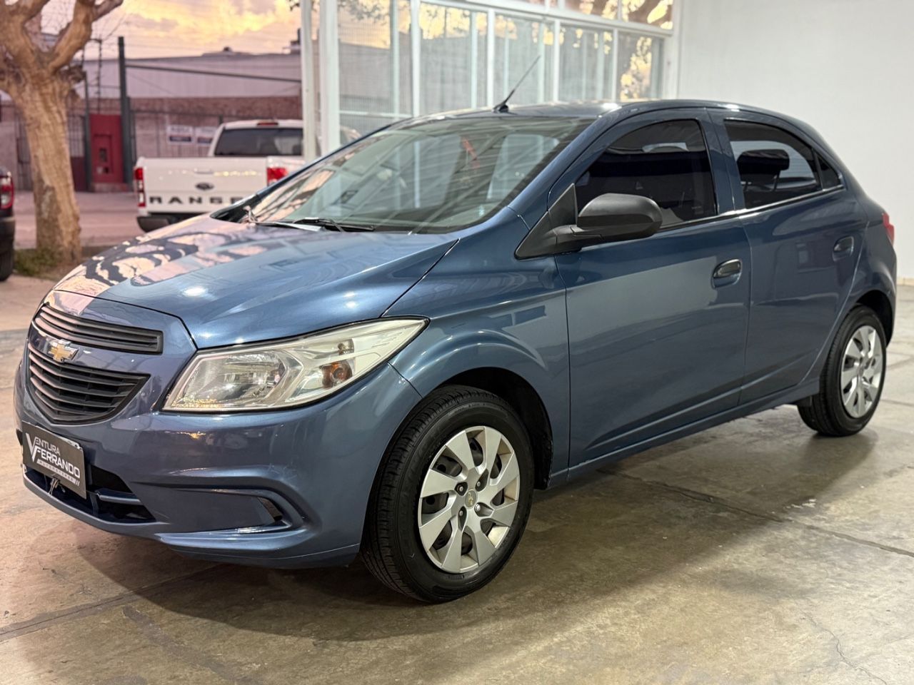 Chevrolet Onix Usado Financiado en Mendoza, deRuedas
