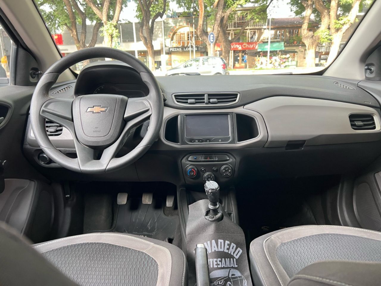 Chevrolet Onix Usado Financiado en Mendoza, deRuedas