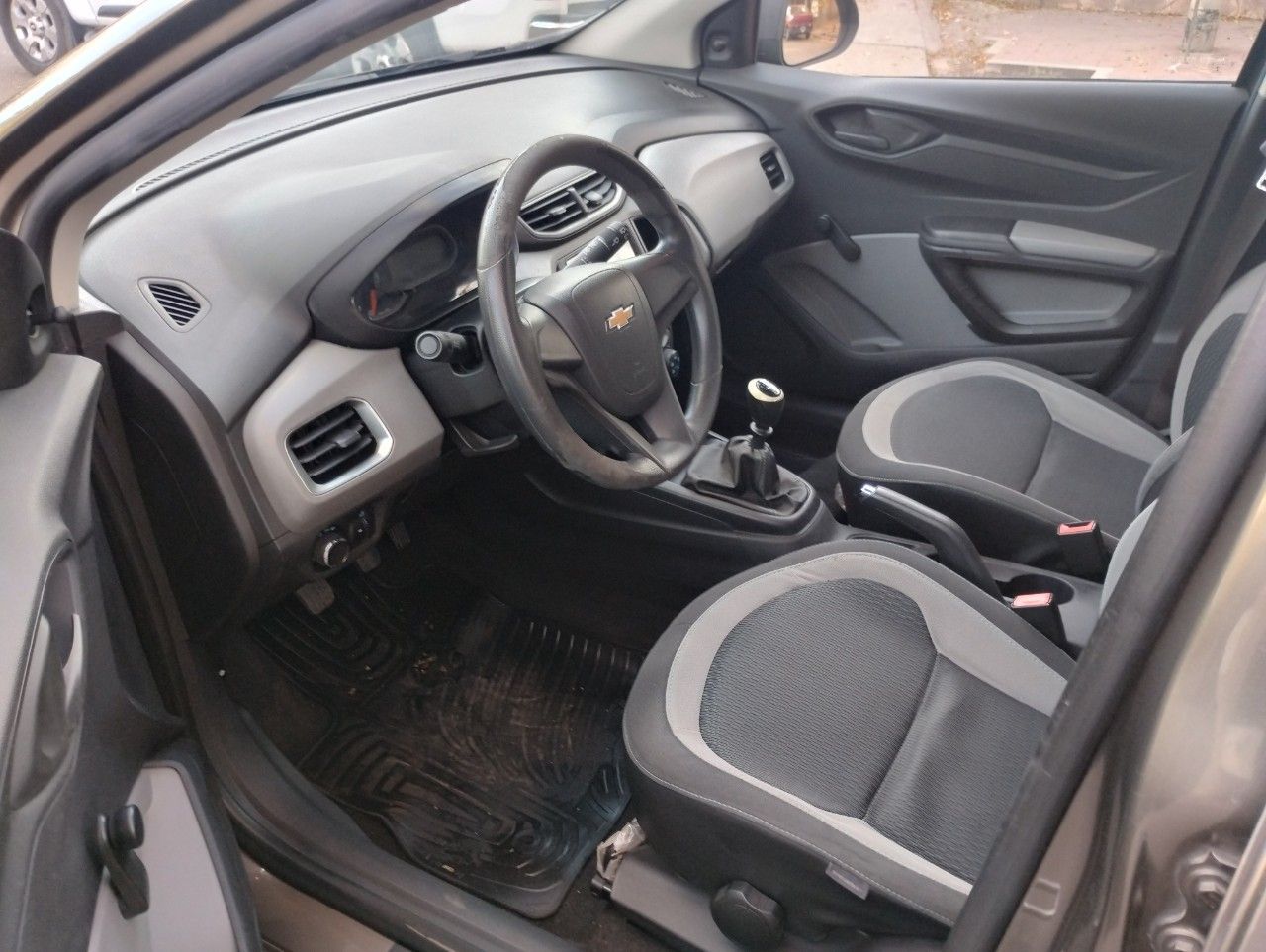 Chevrolet Onix Usado en Mendoza, deRuedas