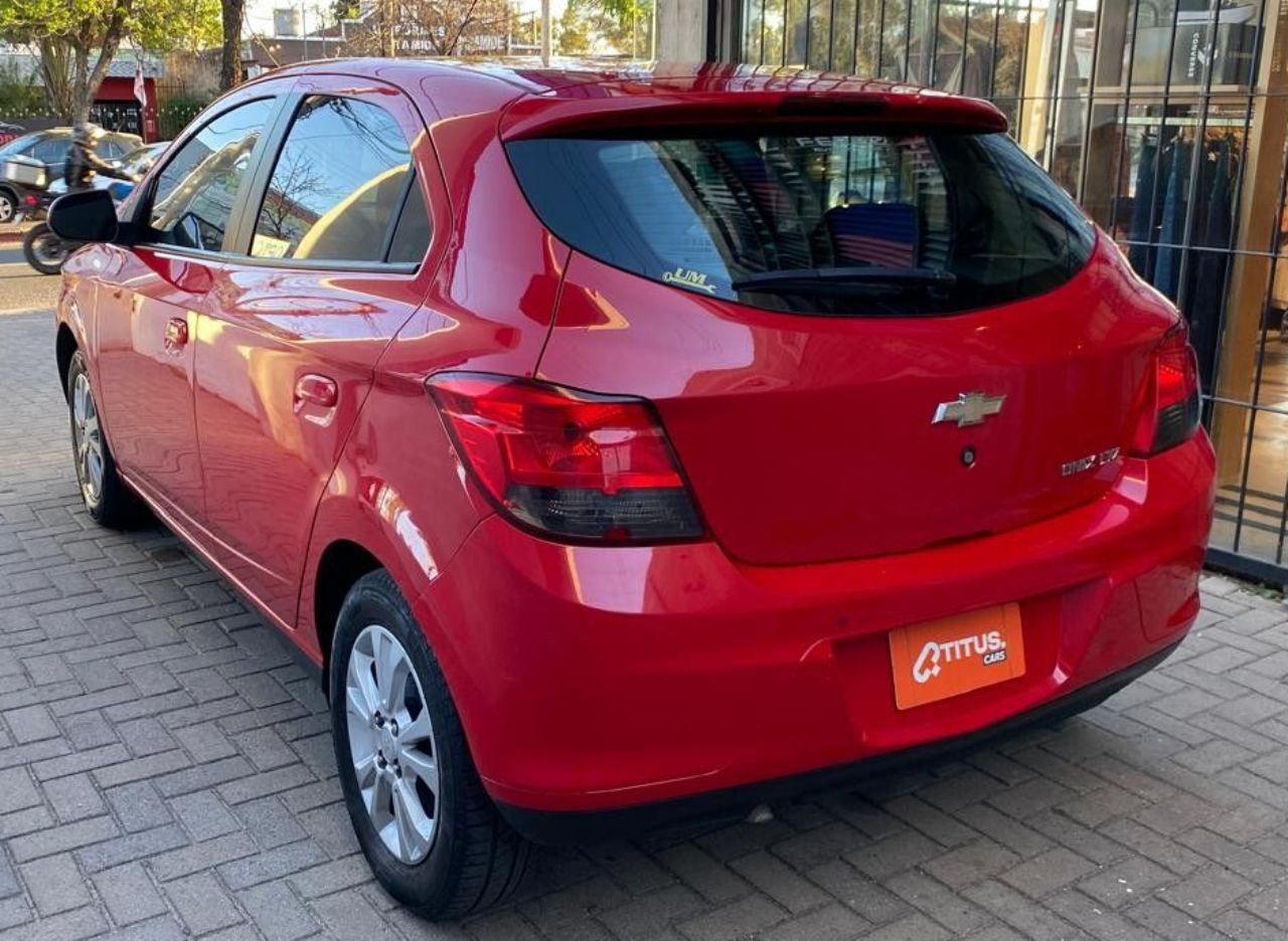 Chevrolet Onix Usado Financiado en Córdoba, deRuedas