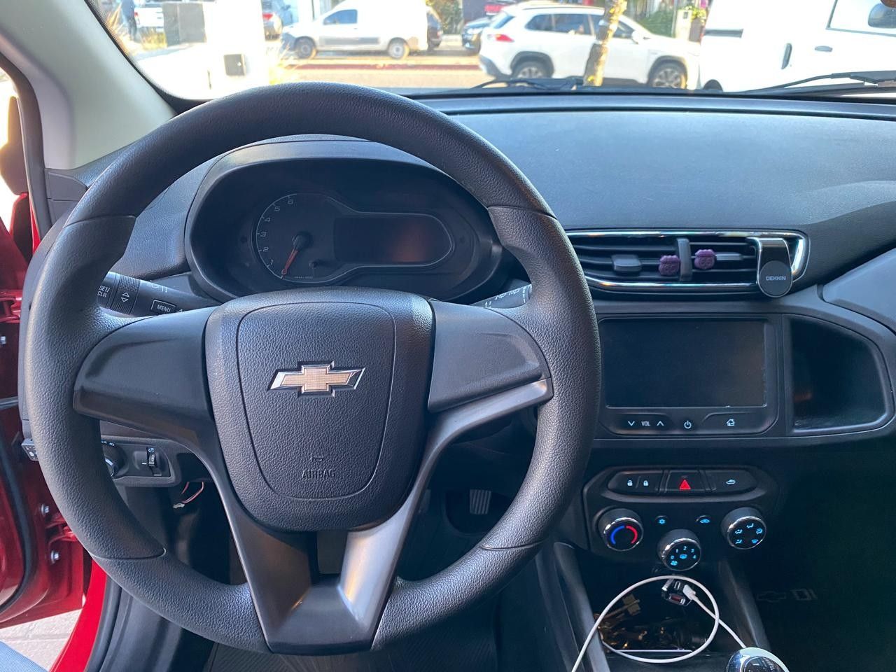 Chevrolet Onix Usado Financiado en Córdoba, deRuedas