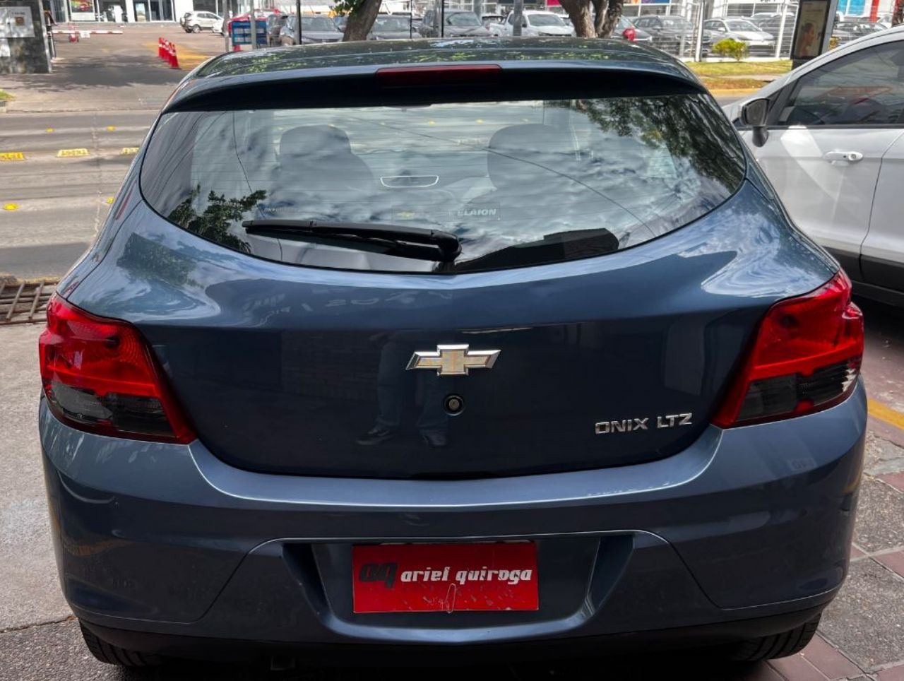 Chevrolet Onix Usado en Mendoza, deRuedas