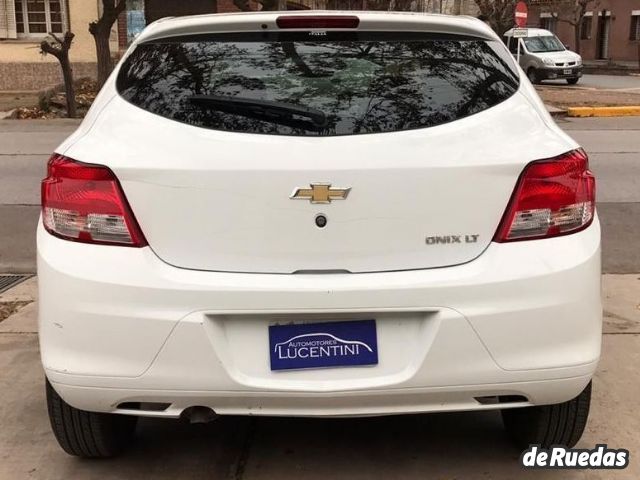 Chevrolet Onix Usado en Mendoza, deRuedas