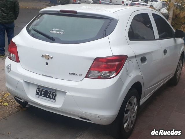 Chevrolet Onix Usado en Mendoza, deRuedas
