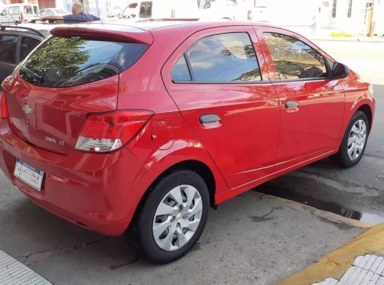 Chevrolet Onix Usado en Córdoba, deRuedas