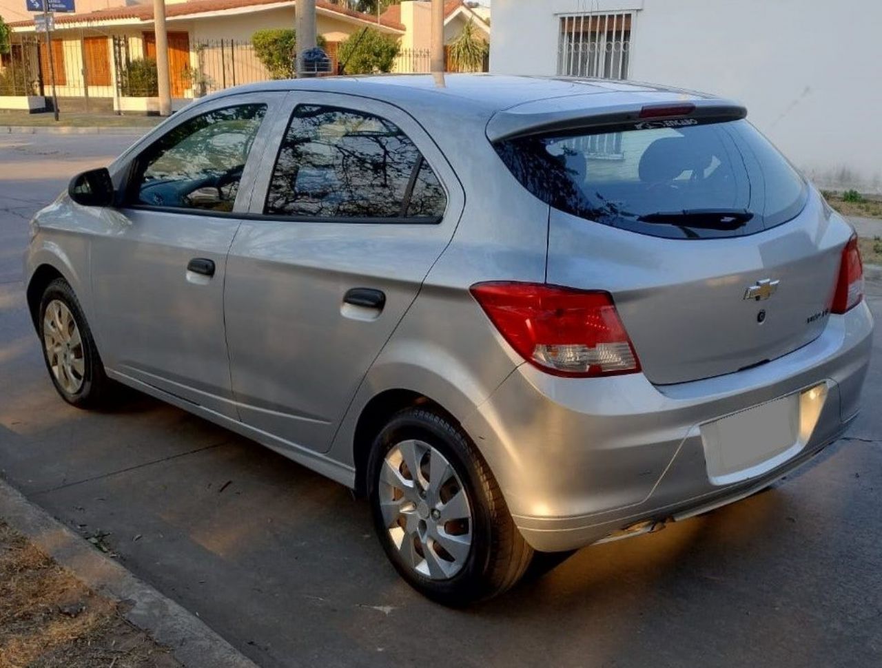 Chevrolet Onix Usado en Córdoba, deRuedas