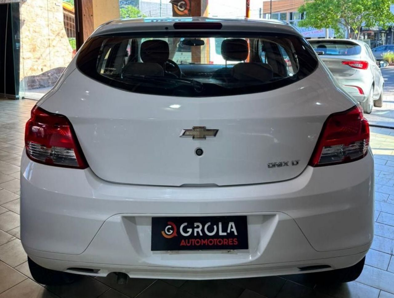 Chevrolet Onix Usado Financiado en Córdoba, deRuedas