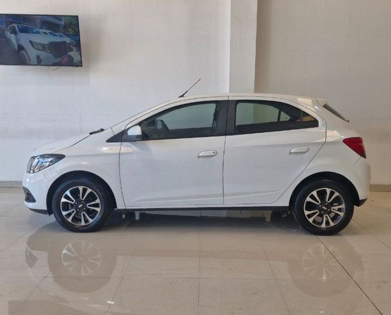 Chevrolet Onix Usado Financiado en Mendoza, deRuedas