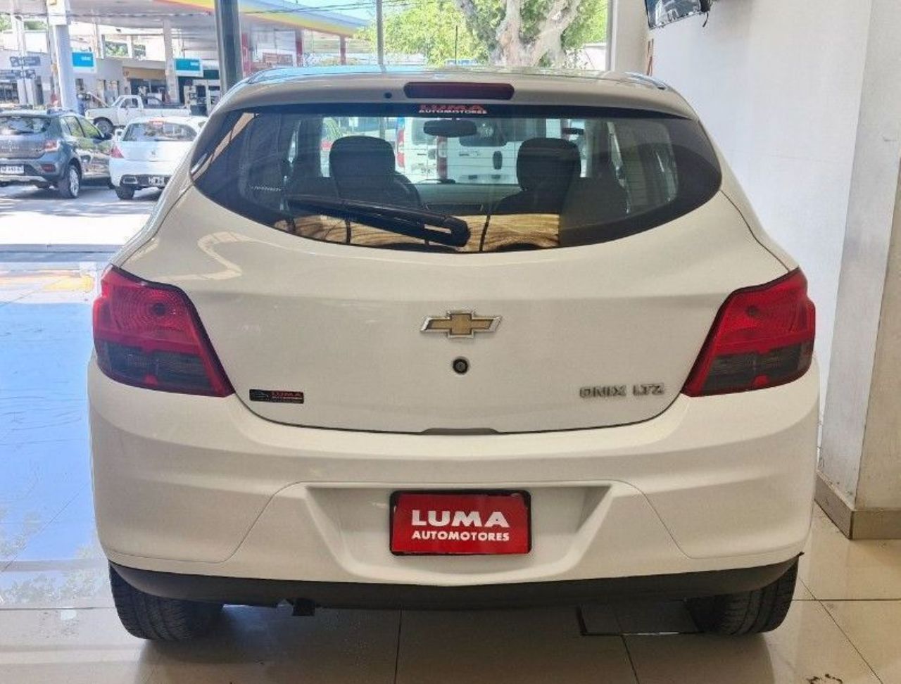 Chevrolet Onix Usado Financiado en Mendoza, deRuedas