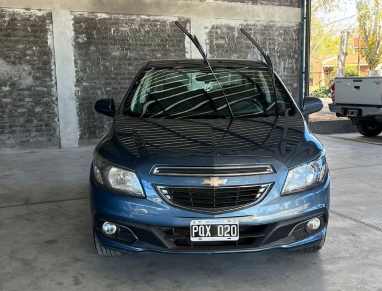 Chevrolet Onix Usado Financiado en Mendoza, deRuedas