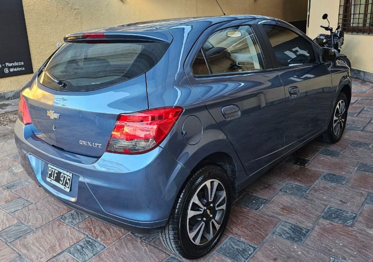 Chevrolet Onix Usado en Mendoza, deRuedas