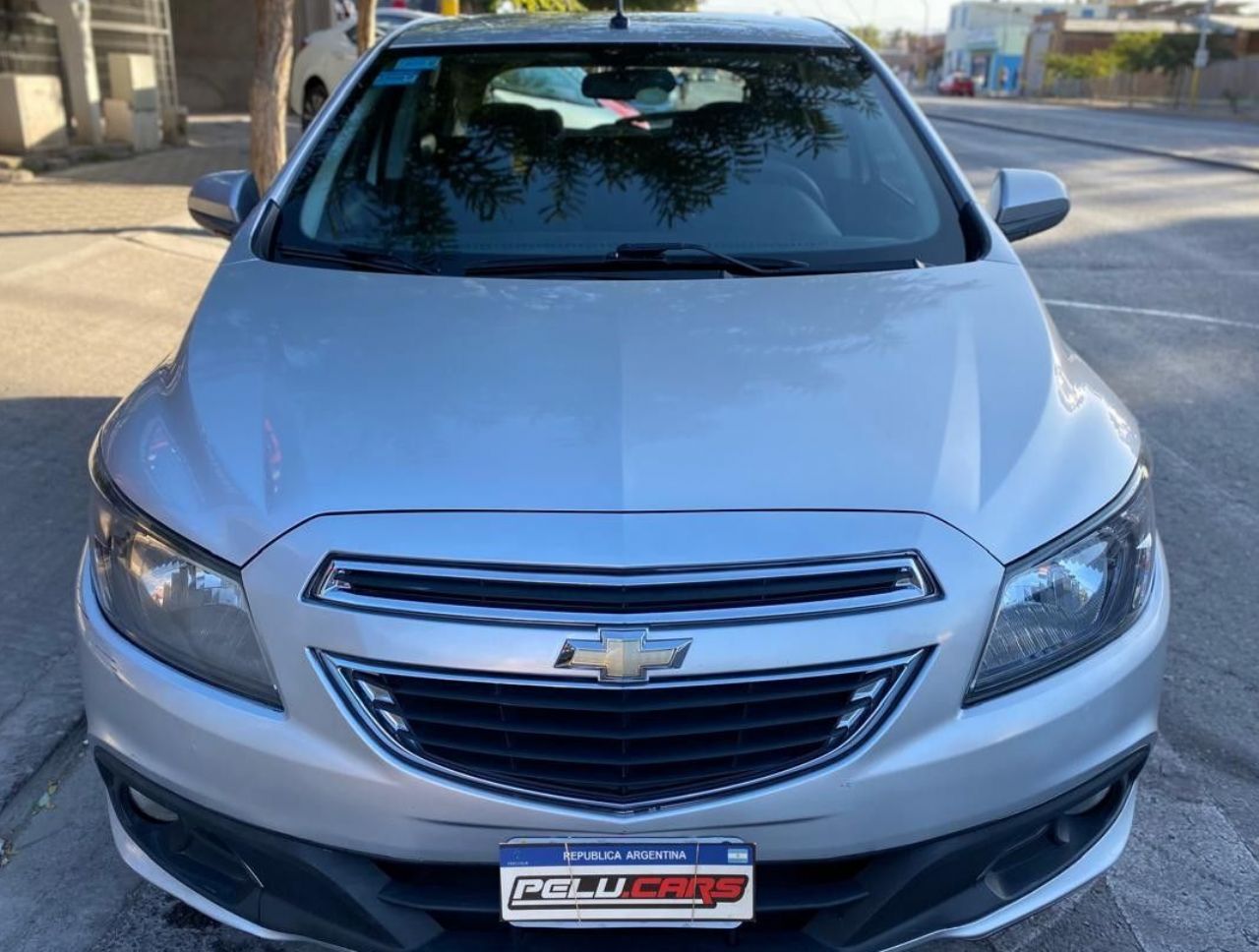 Chevrolet Onix Usado Financiado en San Juan, deRuedas