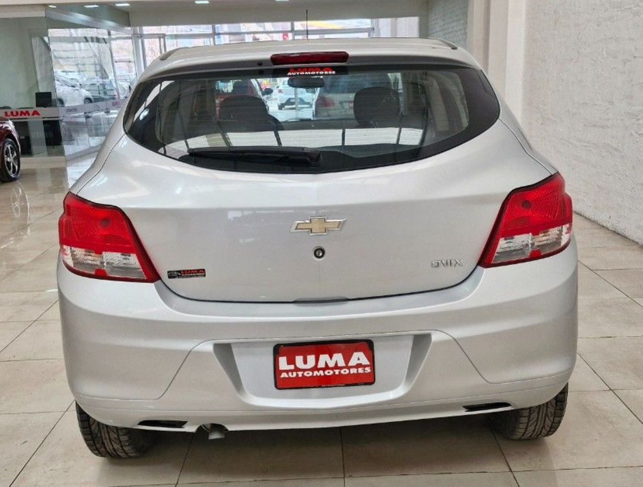 Chevrolet Onix Usado Financiado en Mendoza, deRuedas