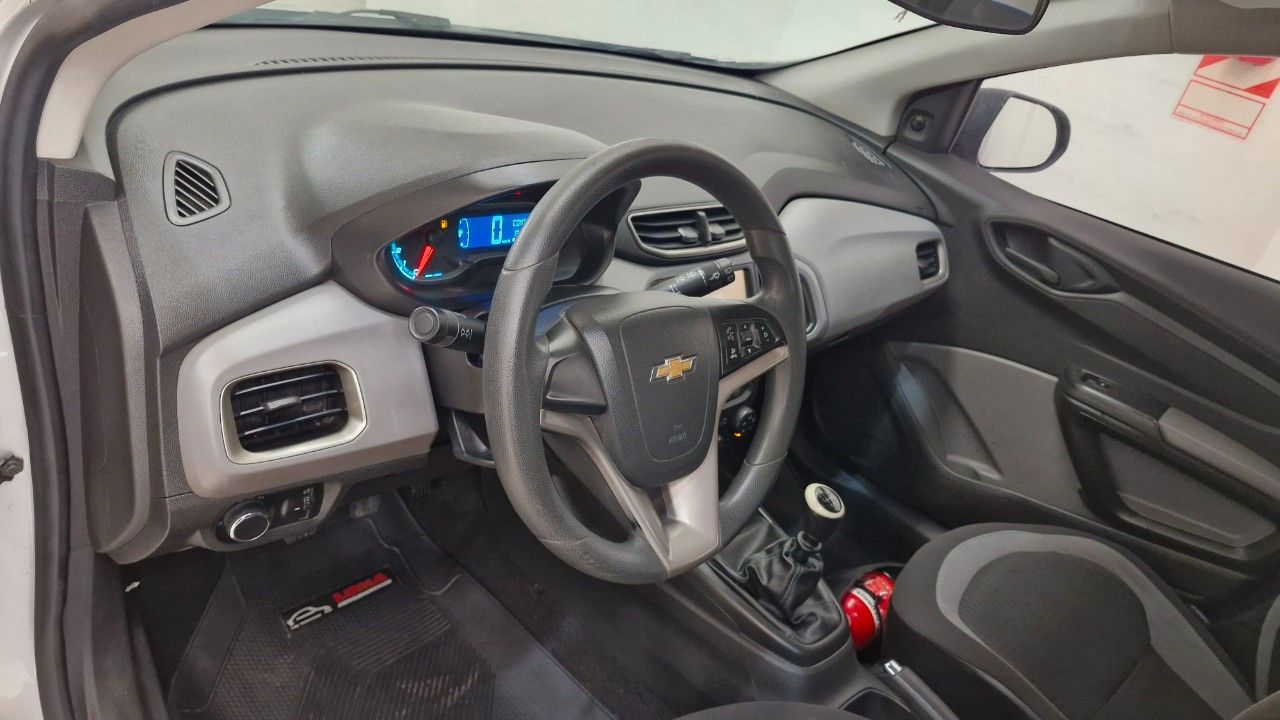 Chevrolet Onix Usado Financiado en Mendoza, deRuedas