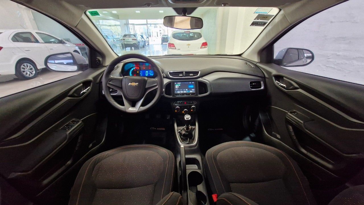 Chevrolet Onix Usado Financiado en Mendoza, deRuedas