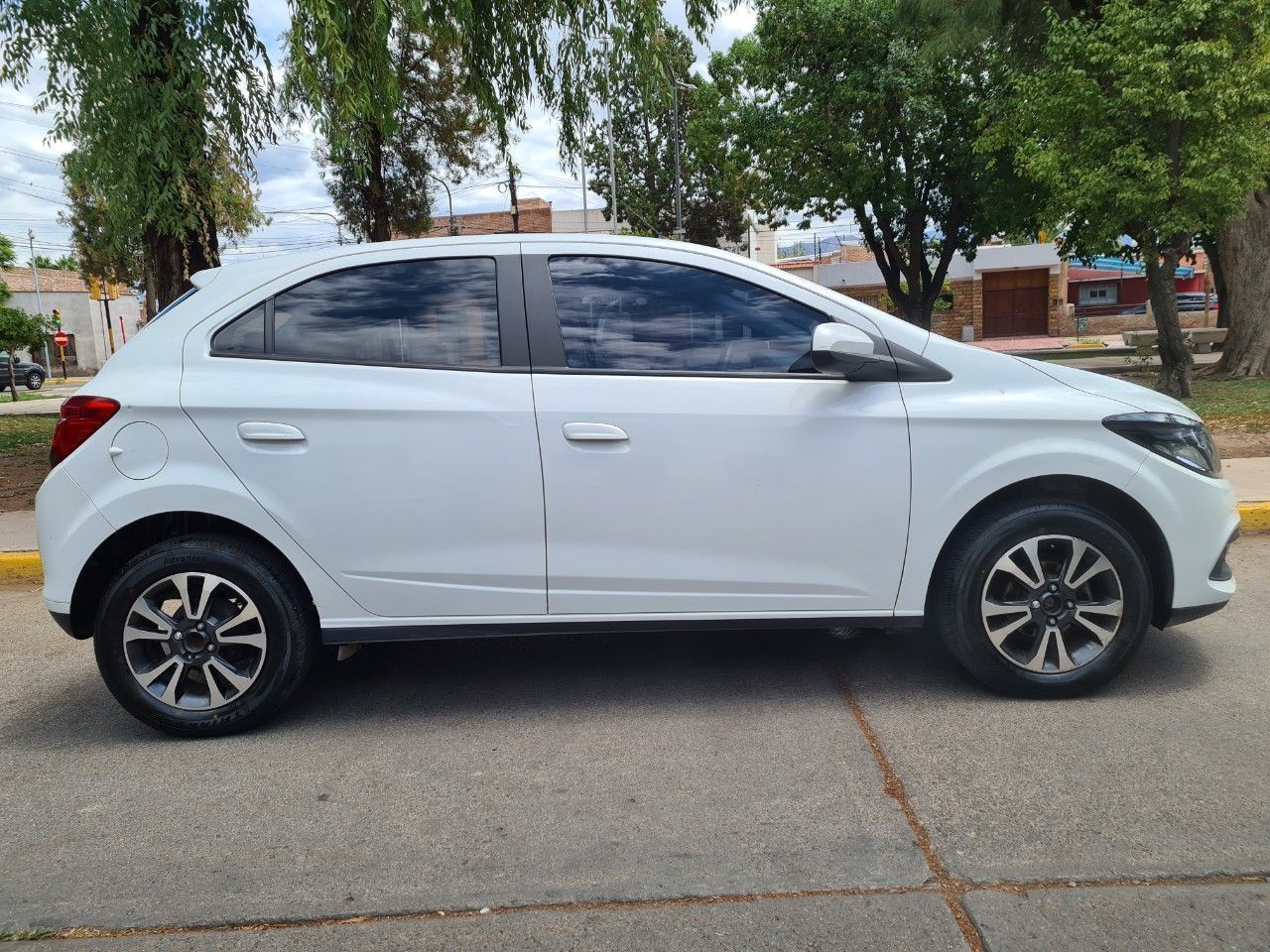 Chevrolet Onix Usado en Mendoza, deRuedas