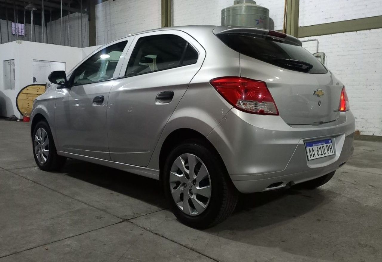 Chevrolet Onix Usado en Mendoza, deRuedas