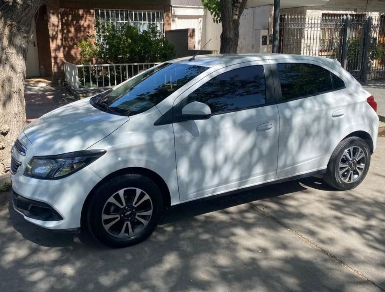 Chevrolet Onix Usado en Mendoza, deRuedas