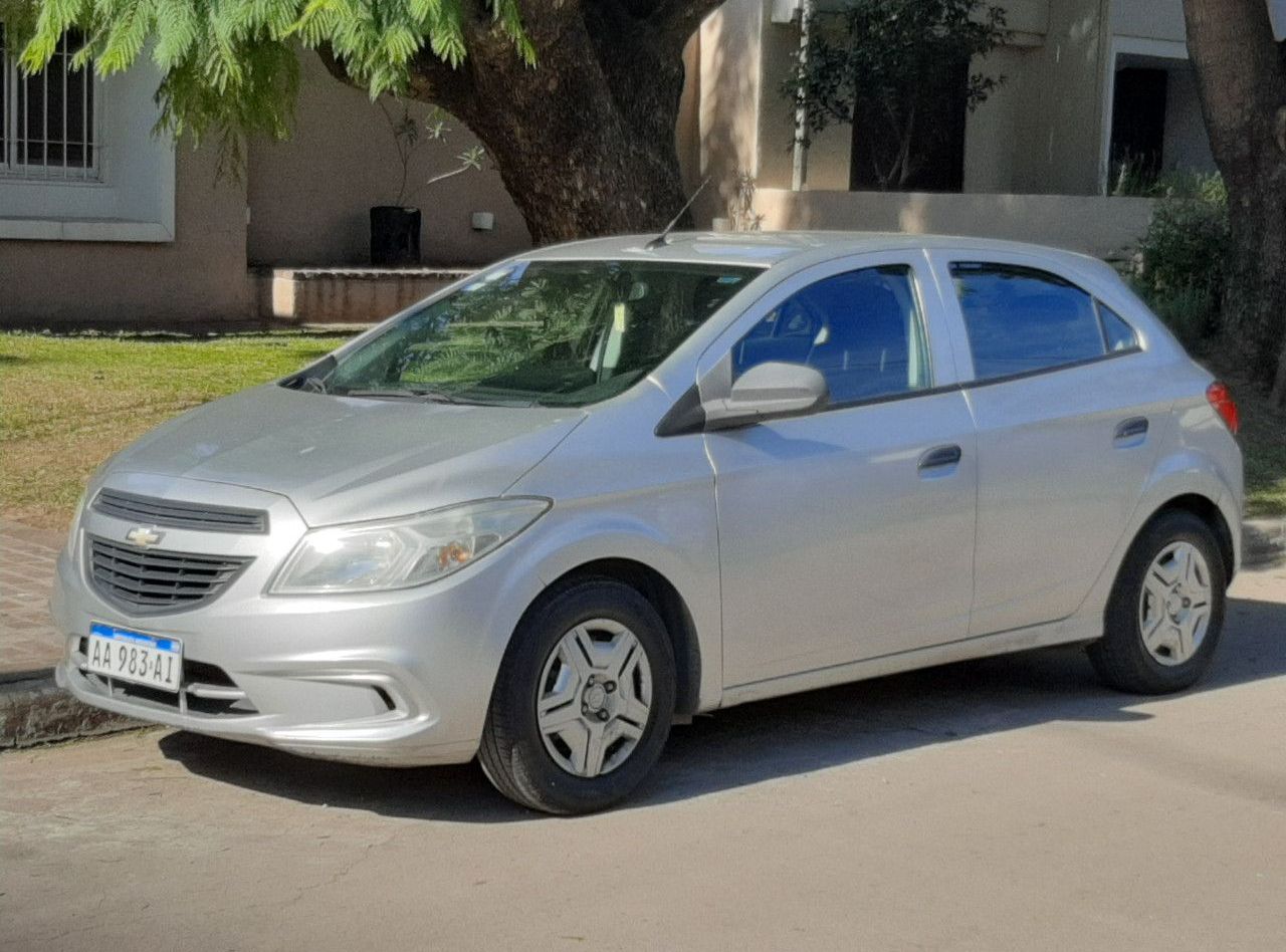 Chevrolet Onix Usado en Córdoba, deRuedas