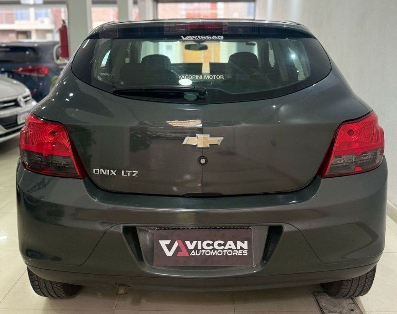 Chevrolet Onix Usado Financiado en Mendoza, deRuedas