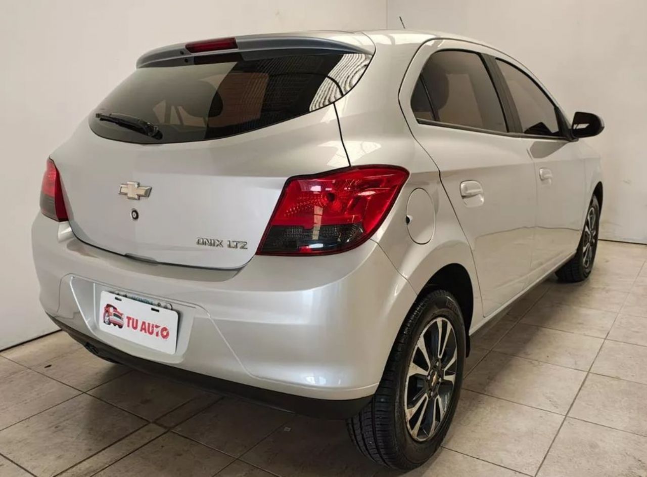 Chevrolet Onix Usado en Córdoba, deRuedas