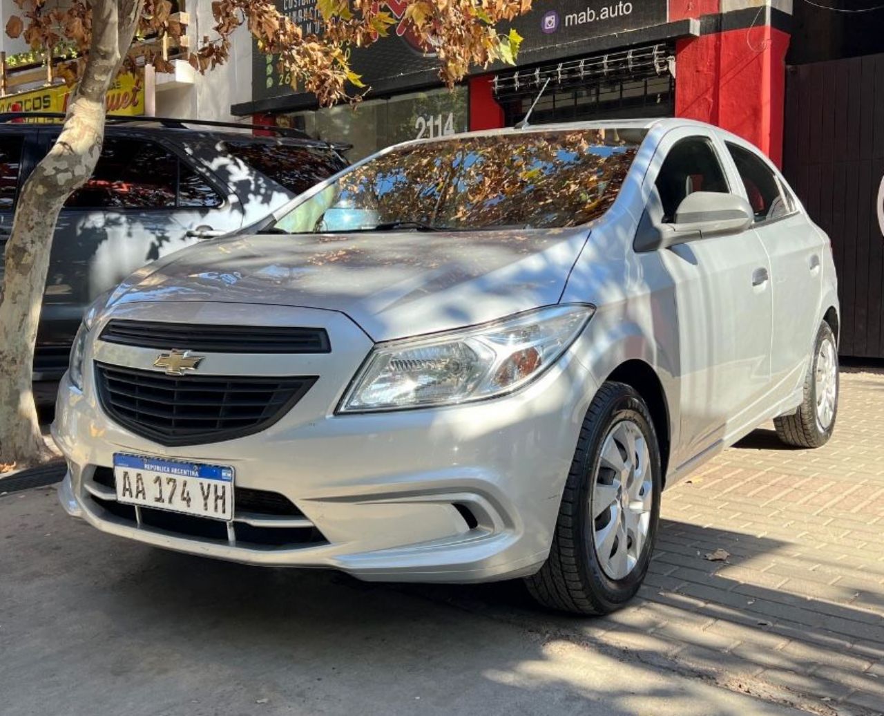 Chevrolet Onix Usado Financiado en Mendoza, deRuedas