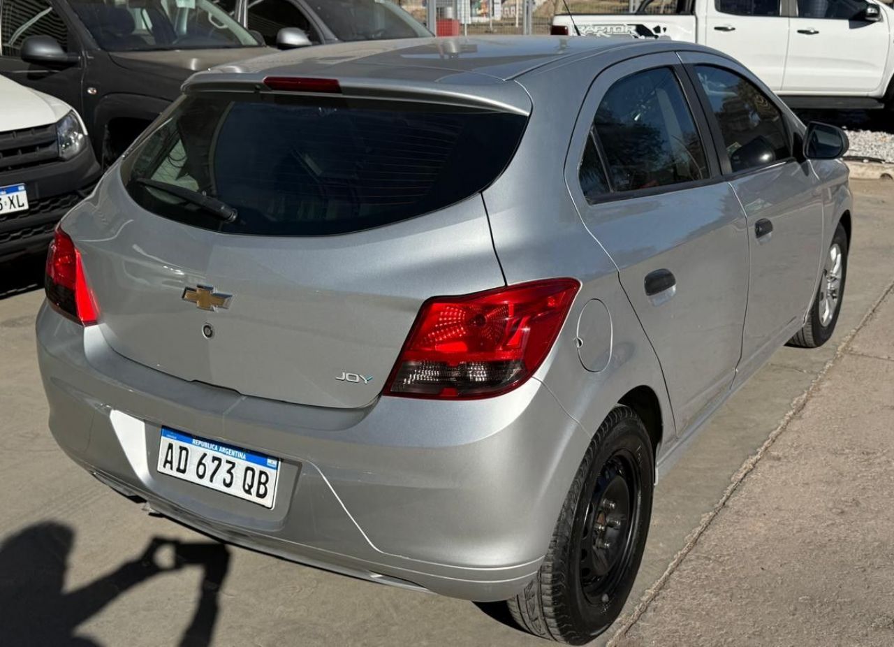 Chevrolet Onix Usado en Mendoza, deRuedas