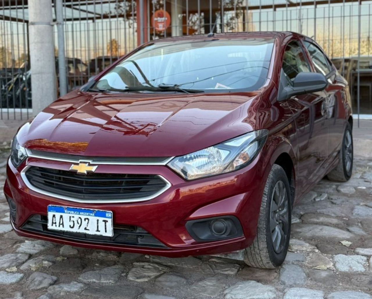 Chevrolet Onix Usado Financiado en Mendoza, deRuedas