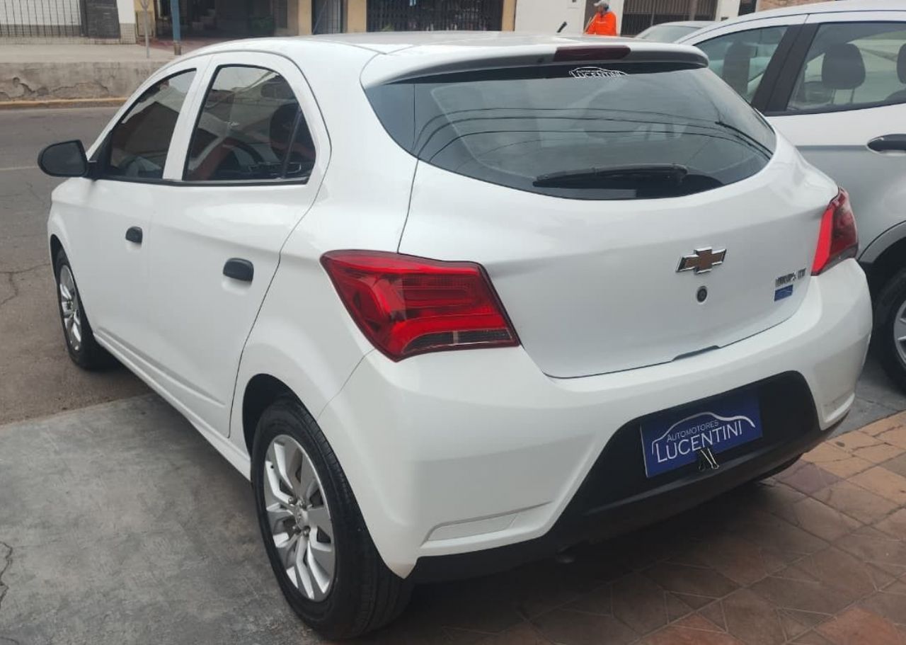 Chevrolet Onix Usado Financiado en Mendoza, deRuedas