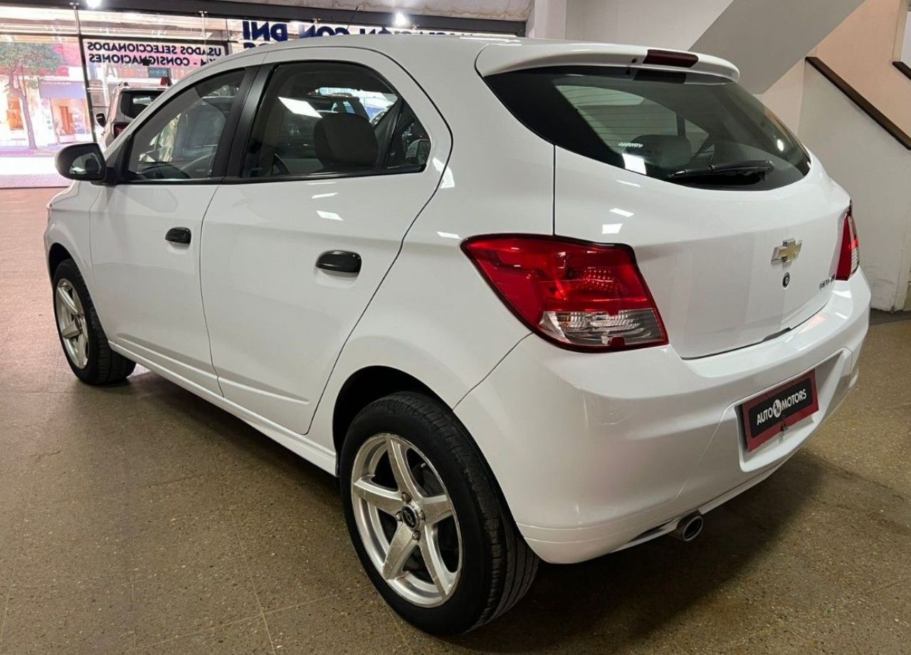 Chevrolet Onix Usado Financiado en Córdoba, deRuedas