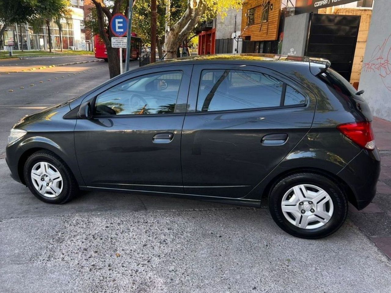 Chevrolet Onix Usado en Mendoza, deRuedas