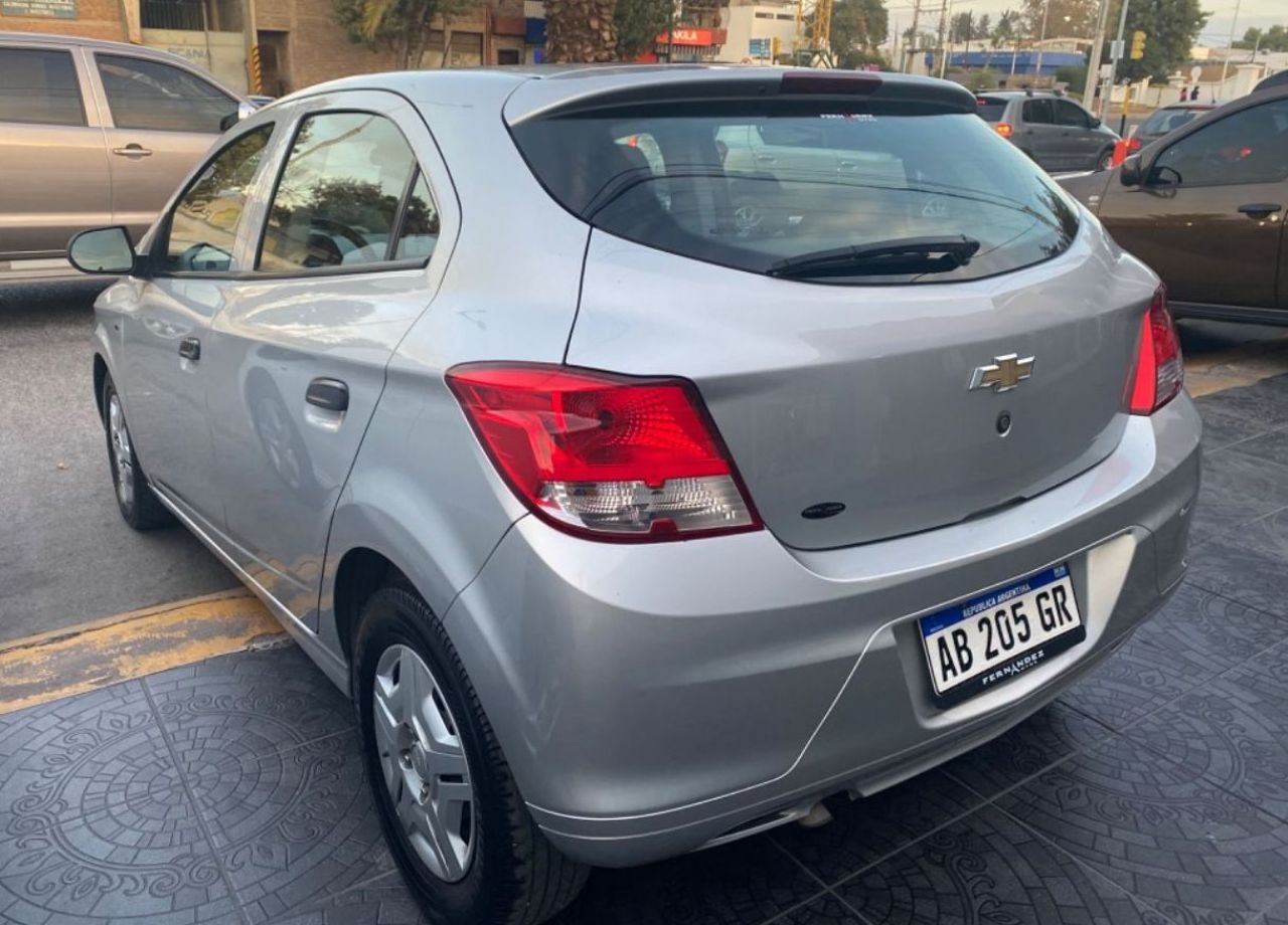 Chevrolet Onix Usado en Mendoza, deRuedas