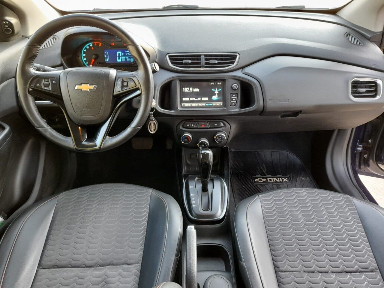 Chevrolet Onix Usado en Córdoba, deRuedas