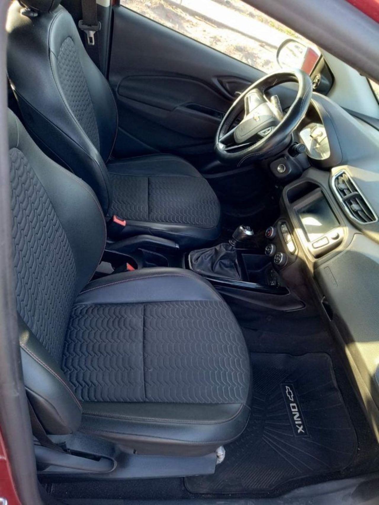 Chevrolet Onix Usado Financiado en Mendoza, deRuedas