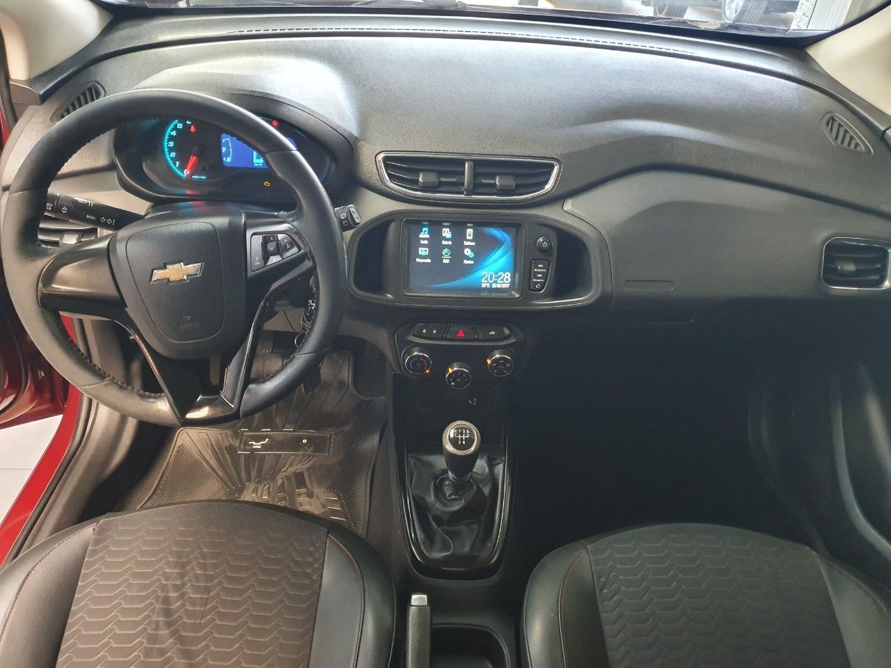 Chevrolet Onix Usado Financiado en Mendoza, deRuedas