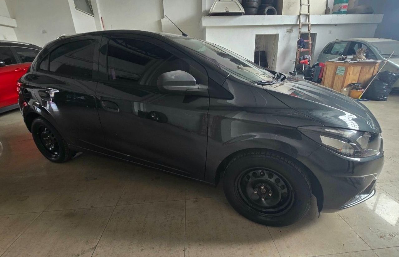 Chevrolet Onix Usado Financiado en Córdoba, deRuedas