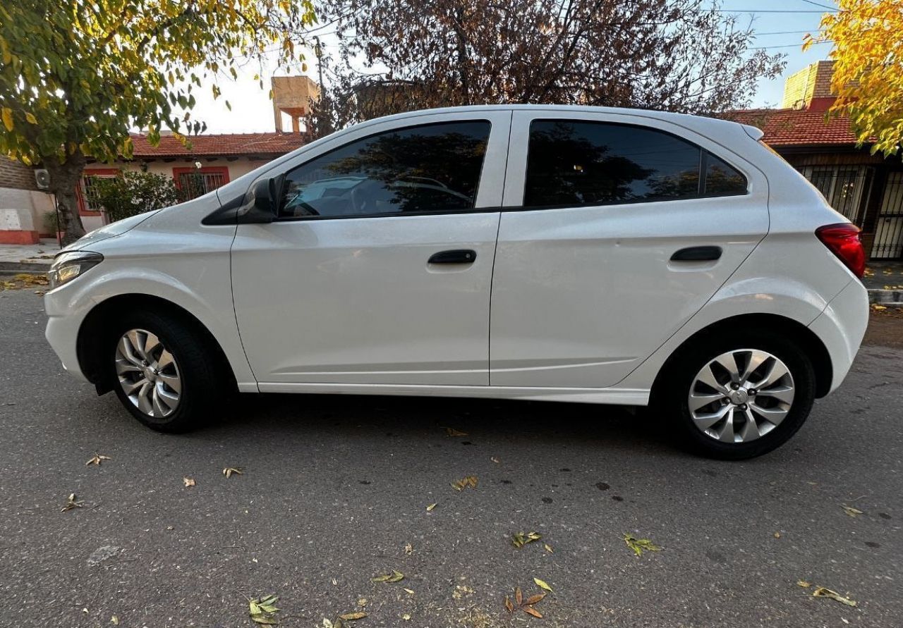 Chevrolet Onix Usado en Mendoza, deRuedas