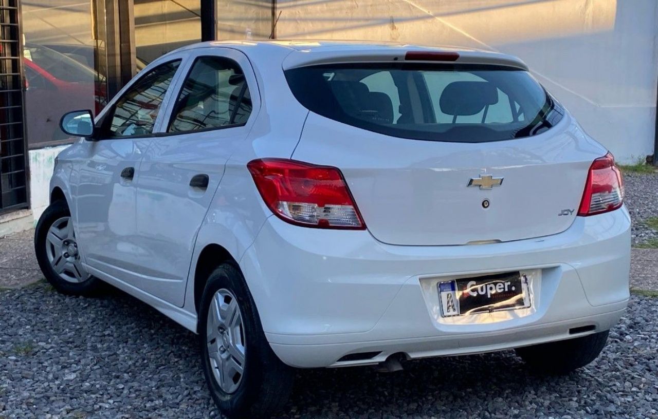 Chevrolet Onix Usado Financiado en Córdoba, deRuedas